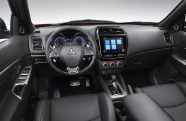 Mitsubishi ASX 2020 cockpit